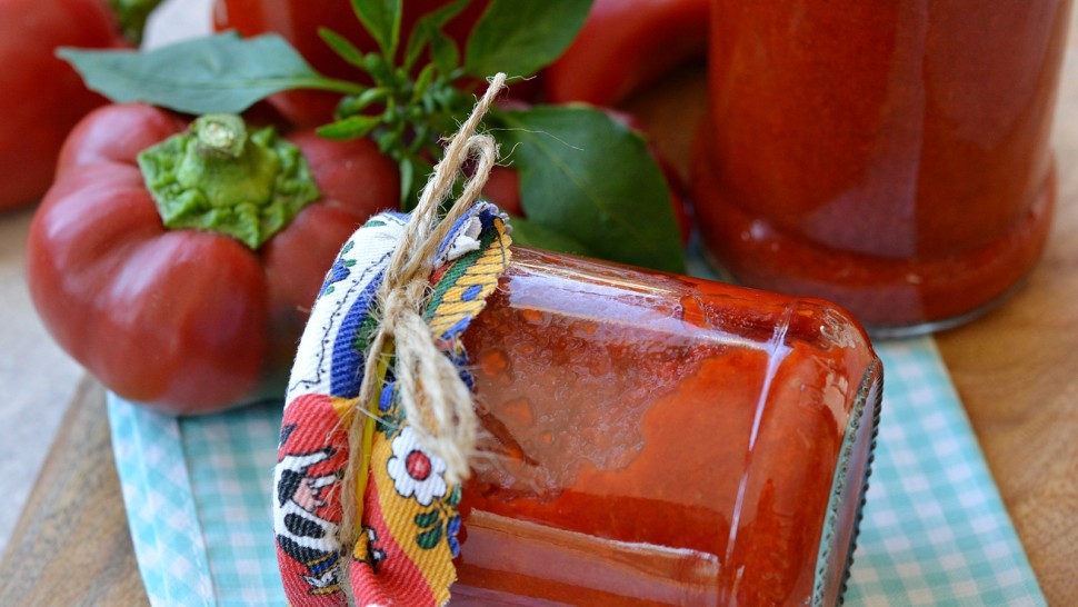 Rețetă de bulion de ardei roșu pentru iarnă. Potrivit pentru multe preparate