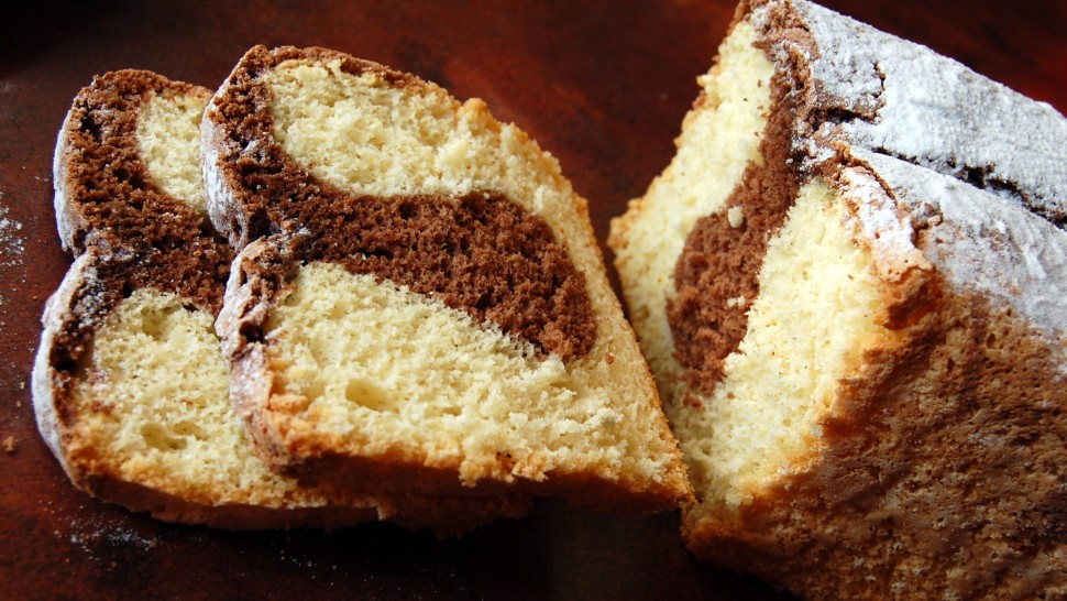 Rețetă chec cu stafide și cacao. Delicios cu lapte sau iaurt