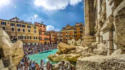 Roma vrea să taxeze turiștii care ajung la Fontana di Trevi. Vizitatorii vor avea nevoie de rezervare