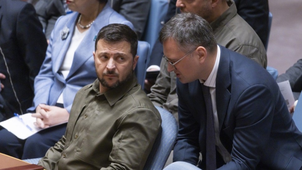 Șoc la Kiev Ministrul de externe al Ucrainei Dmitro Kuleba şi-a prezentat demisia. Cinci miniştri au demisionat deja