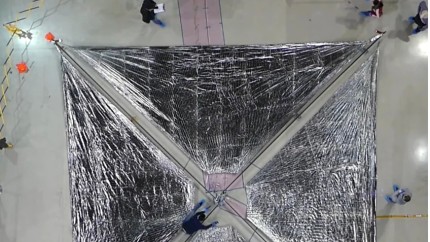 NASA a desfășurat prima pânză solară în spațiu. Această poate fi văzută de pe Pământ. La ce ne folosește