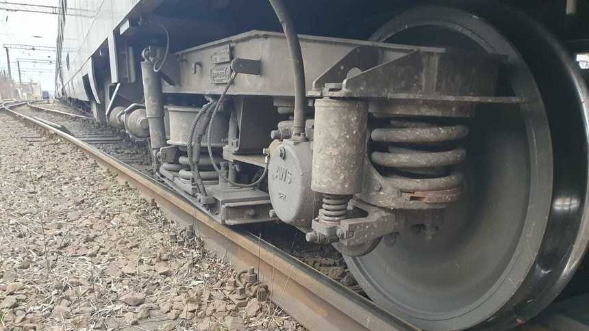 Vagonul unui tren de călători deraiat în județul Timiș Traficul feroviar oprit între Timișoara Nord și Arad