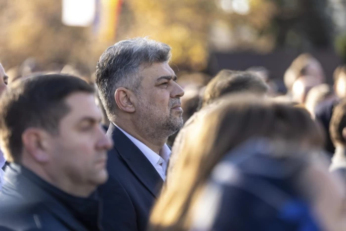 Cine nu pupă moaște nu pupă nici voturi! Un altfel de pelerinaj, cu iz de campanie și nu de tămâie