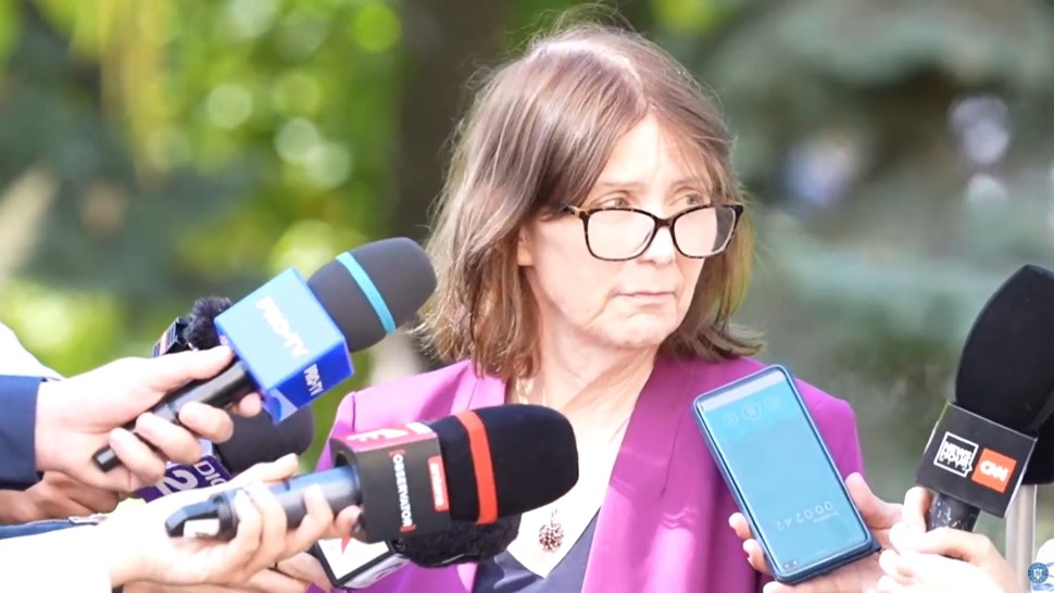 Ambasadoarea SUA în România Kathleen Kavalec anunțul zilei despre Visa Waiver. Când vor fi eliminate vizele Anticipăm că vor avea loc consultări suplimentare VIDEO