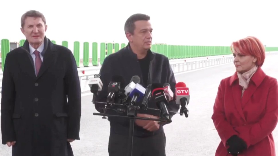 Sorin Grindeanu anunță că joi și vineri se deschid circulației 37 km din Drumul Expres Craiova-Pitești Autostrăzile nu au culoare politică