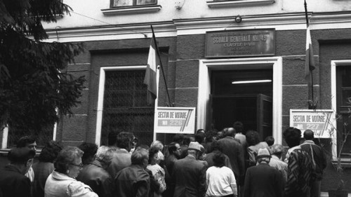 Scurtă istorie a alegerilor parlamentare din România de după 1989. Partidele preferate de români