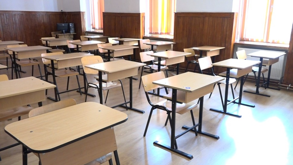 Se desființează mai multe școli din România. Ministerul Educației anunță ce instituții vor fi închise