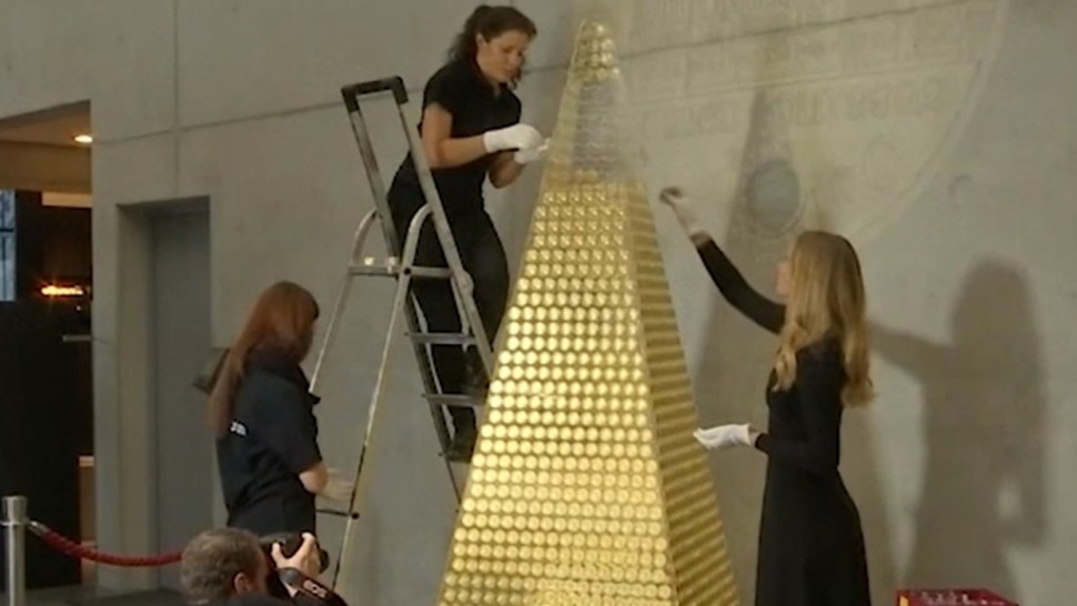 Cel mai scump pom de Crăciun costă 23 milioane de euro. Unde este instalat