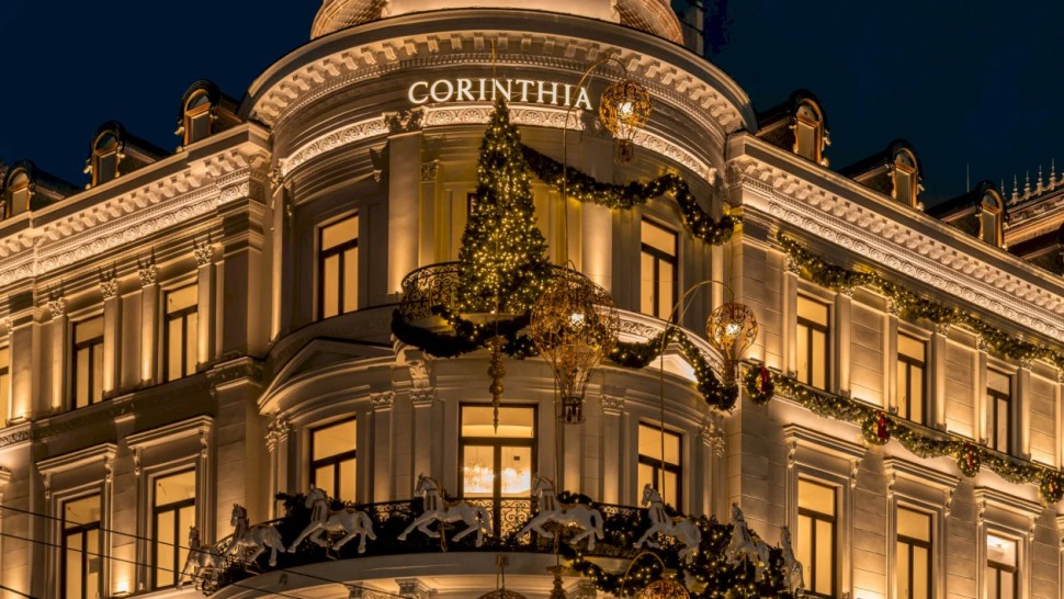 Povestea hotelului Bulevard devenit acum cel mai fotografiat loc din București. Locul unde era să fie ucis un rege al României