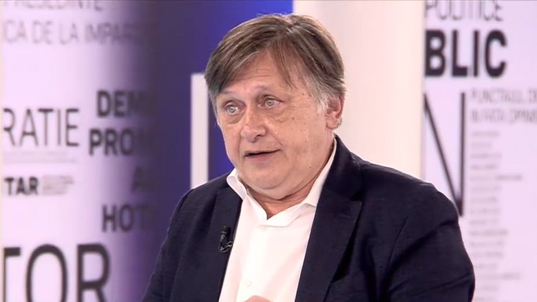 Singura condiție pusă de Crin Antonescu pentru a fi candidatul coaliției PSD-PNL-UDMR. Când vor fi organizate alegerile prezidențiale în 2025