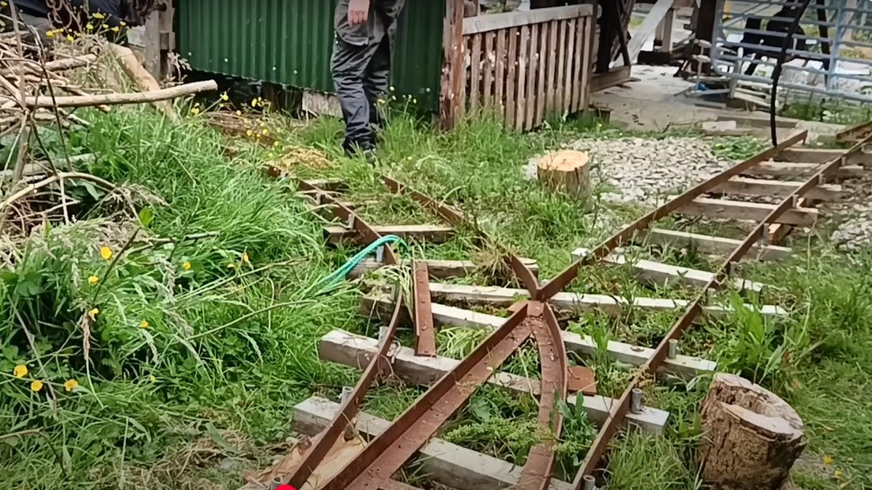 Căi ferate ecologice cu traverse fabricate din plastic reciclat