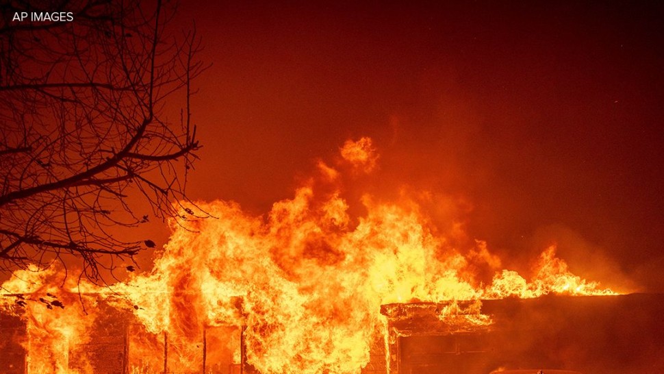 Ce sunt vânturile diavolului care alimentează incendiile devastatoare din California. Zeci de vedete de la Hollywood și-au pierdut casele
