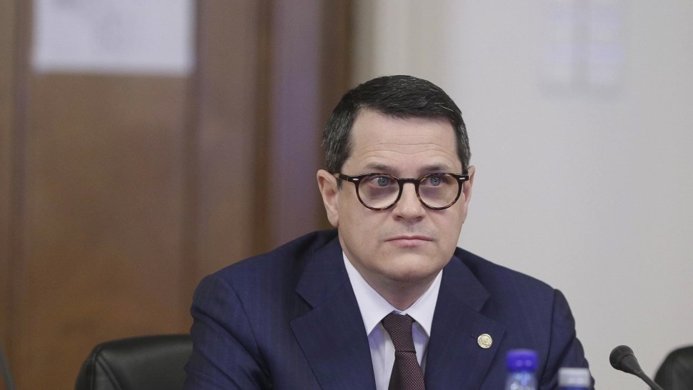 Eduard Hellvig replică pentru Călin Georgescu Lucrează mult din imaginație și se lasă prea lesne asmuțit păcălit