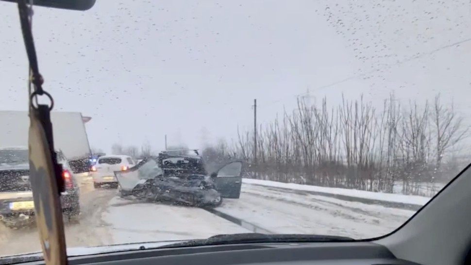Grav accident rutier pe centura Capitalei. Două persoane au decedat
