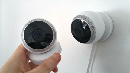 Camere video în băile unui liceu din Târgu Neamț. Directorul supraveghea de pe propriul telefon