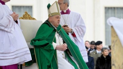 Papa Francisc aproape de moarte Suveranul Pontif ia măsuri pentru a-și proteja moștenirea POLITICO