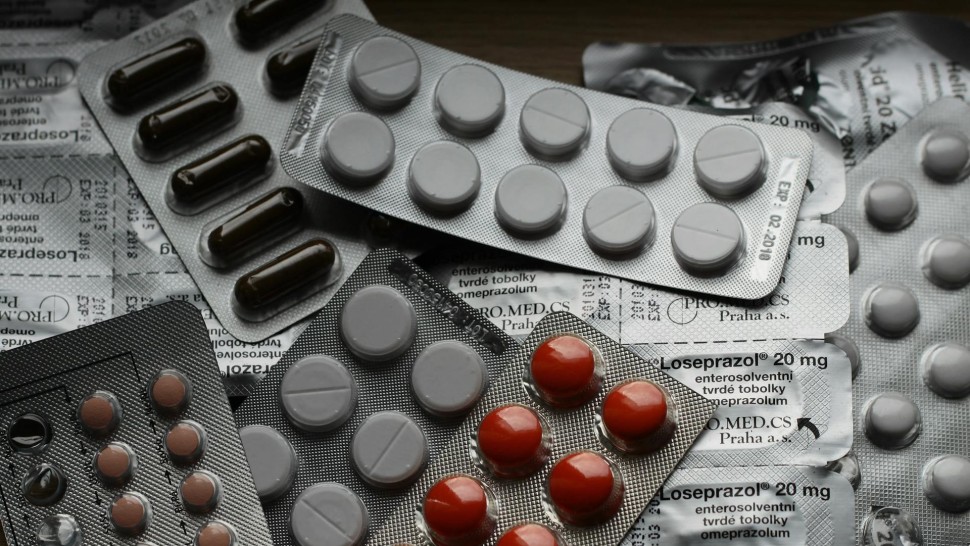Modificări la compensarea medicamentelor. CNAS publică lista și cu cât se scumpesc