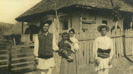 Ce mâncau țăranii români acum 100 de ani. Cel mai consumat produs mămăliga