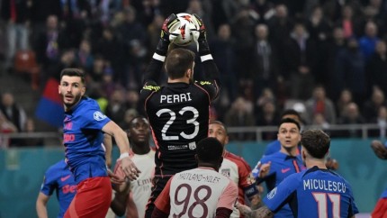 FCSB și Olympique Lyon meci de grad zero în București. Roș-albaștrii au fost învinși cu 3-1 UPDATE VIDEO EXCLUSIV