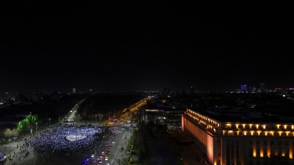 Miting EuRo Manifest în Piața Victoriei. UPDATE Peste 10.000 de oameni au participat. Anunțul Jandarmeriei VIDEO