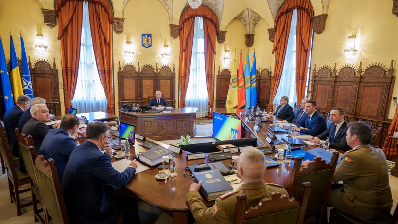 CSAT s-a reunit în ședință UPDATE Ilie Bolojan anunță creșterea bugetului pentru apărare VIDEO