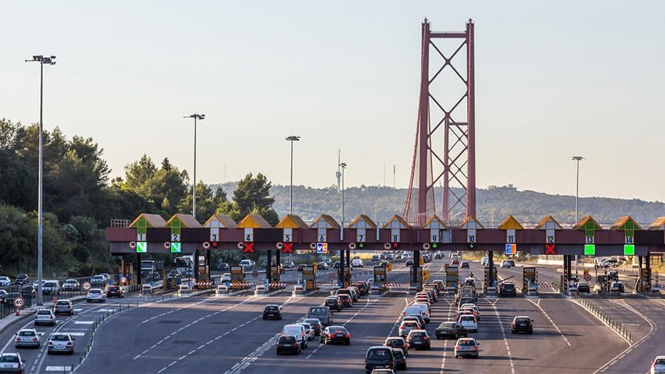 Crește taxa de pod de la Giurgeni și Fetești. Amenda pentru neplată se mărește și ea