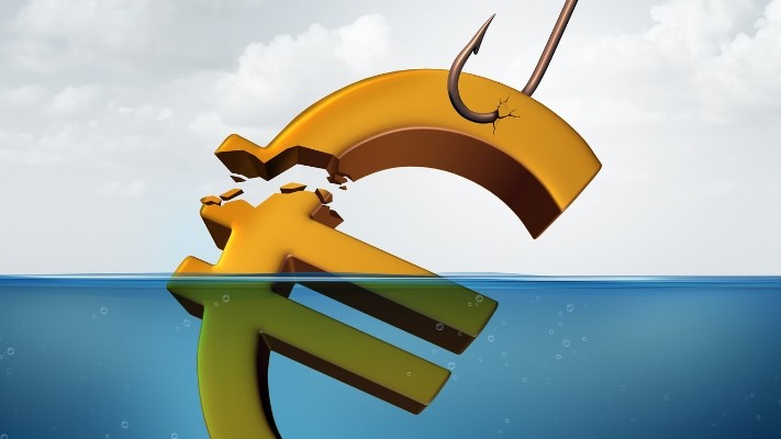 Europa răspunde taxelor impuse de Trump. Tarife de retorsiune de 25 pentru o serie de produse americane