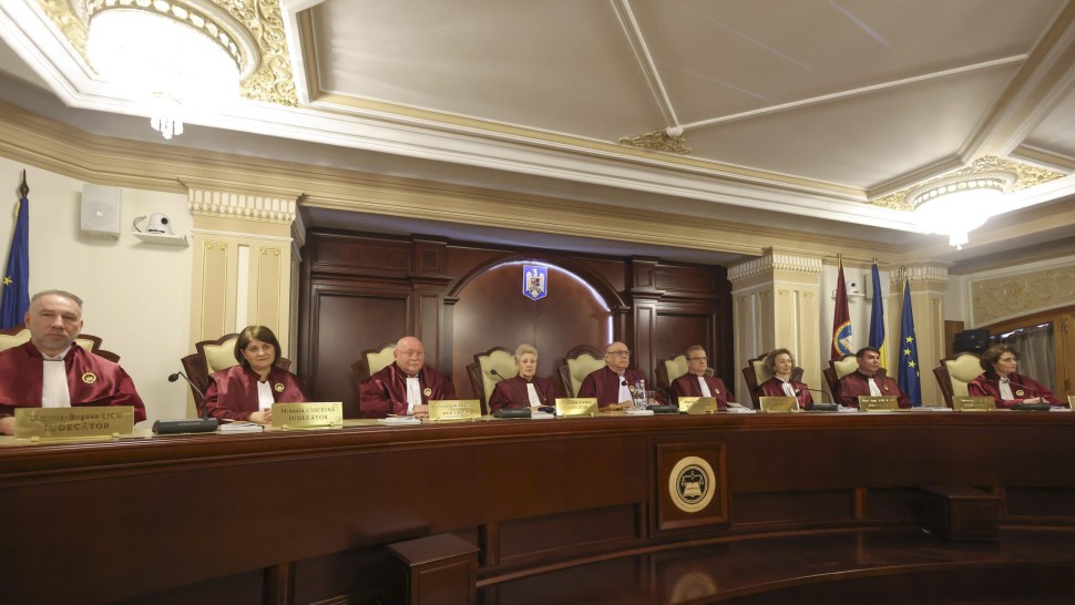 Unde s-au poticnit judecătorii CCR în decizia legată de pensiile speciale