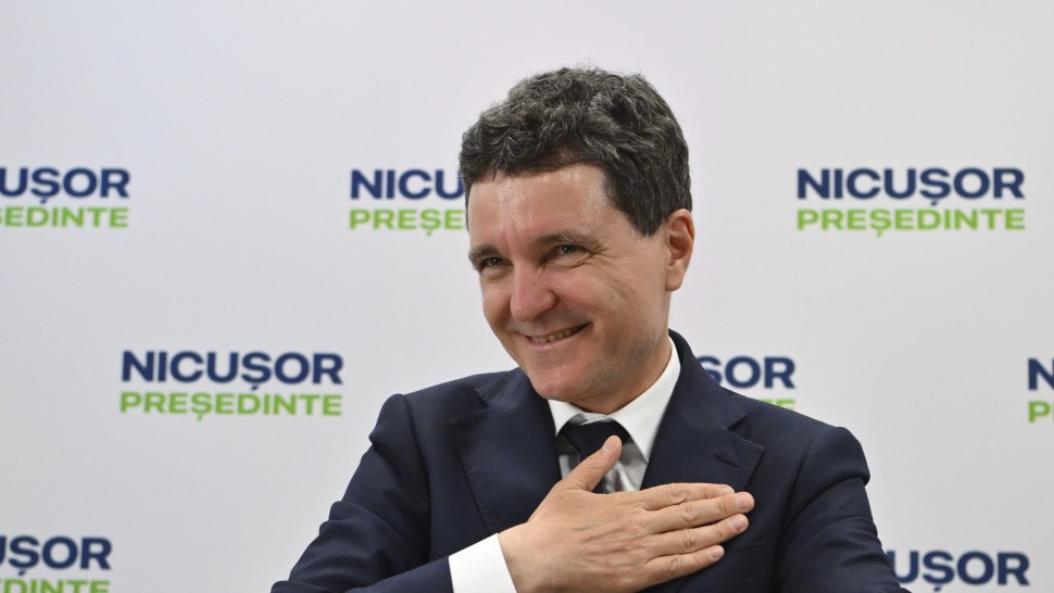 Sponsorii din campania lui Nicușor Dan rămân ascunși. Și ANI refuză transparența