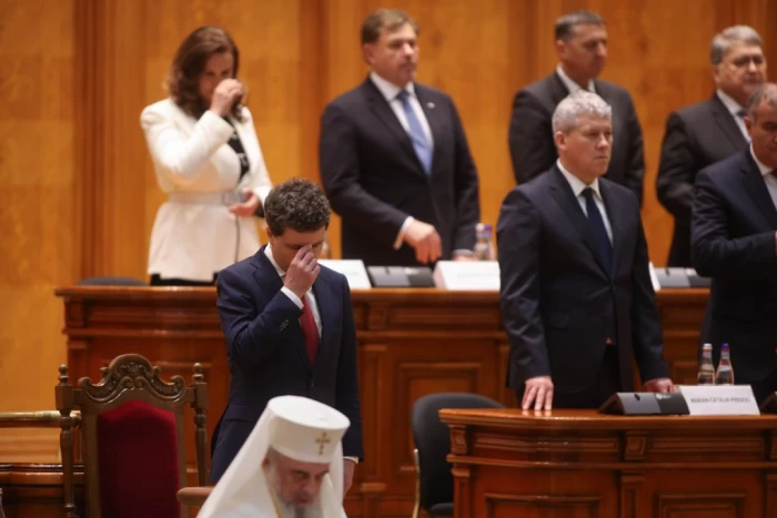 Şedinţa solemnă comună a Camerei Deputaţilor şi Senatului consacrată depunerii jurământului de către preşedintele ales al României, Nicuşor Dan, la Palatul Parlamentului din București, 26 mai 2025.