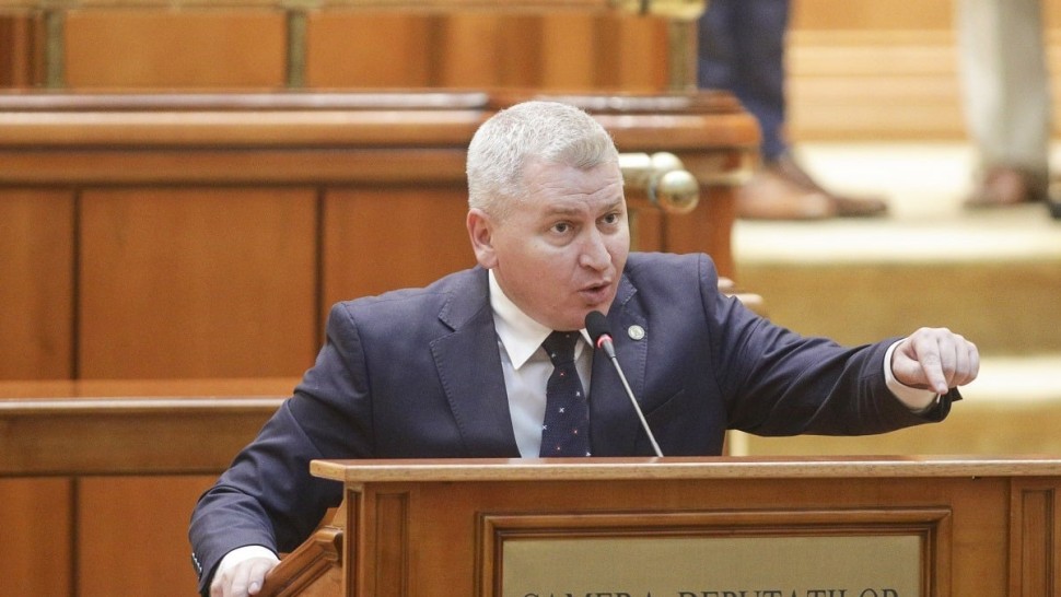 Eșecul lui Antonescu aruncă în aer alianța de guvernare. Florin Roman Ieșim clar din coaliție și mergem în opoziție