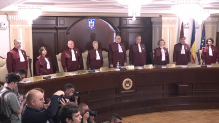 Ce salarii au noii judecători ai CCR  doar sporurile depășesc 15.000 de lei