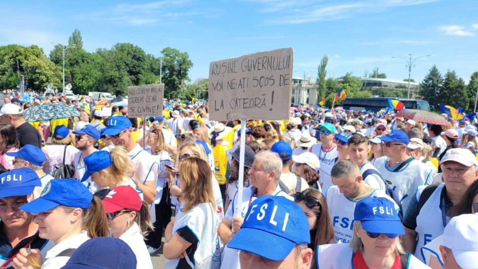 Sindicaliștii sunt nemulțumiți după ce Bolojan a anunțat că Legea salarizării ajunge în Parlament Tot ce am câștigat ar putea fi anulat