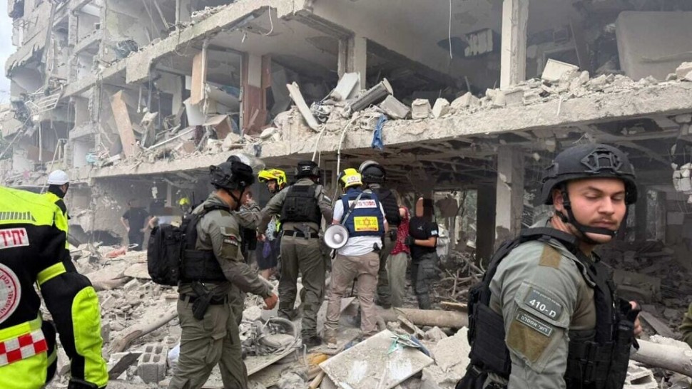 Ce să ai pregătit în caz de urgențe majore medicamente bani cash documente pe stick dezinfectant