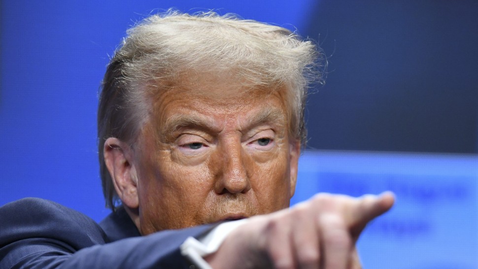 Donald Trump încheie un acord tarifar cu Japonia și reduce tarifele la 15 Acțiunile din sectorul auto cresc serios