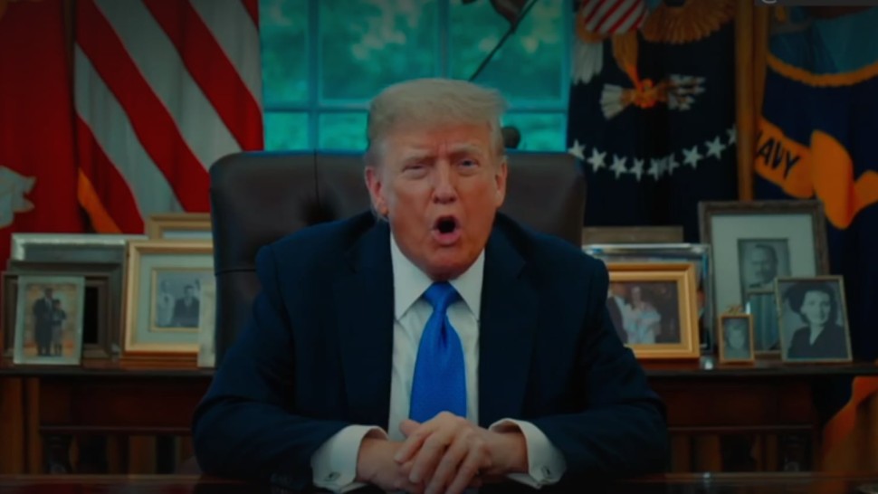 Casa Albă concediază mii de angajați ai guvernului SUA dând vina pe închiderea administrației