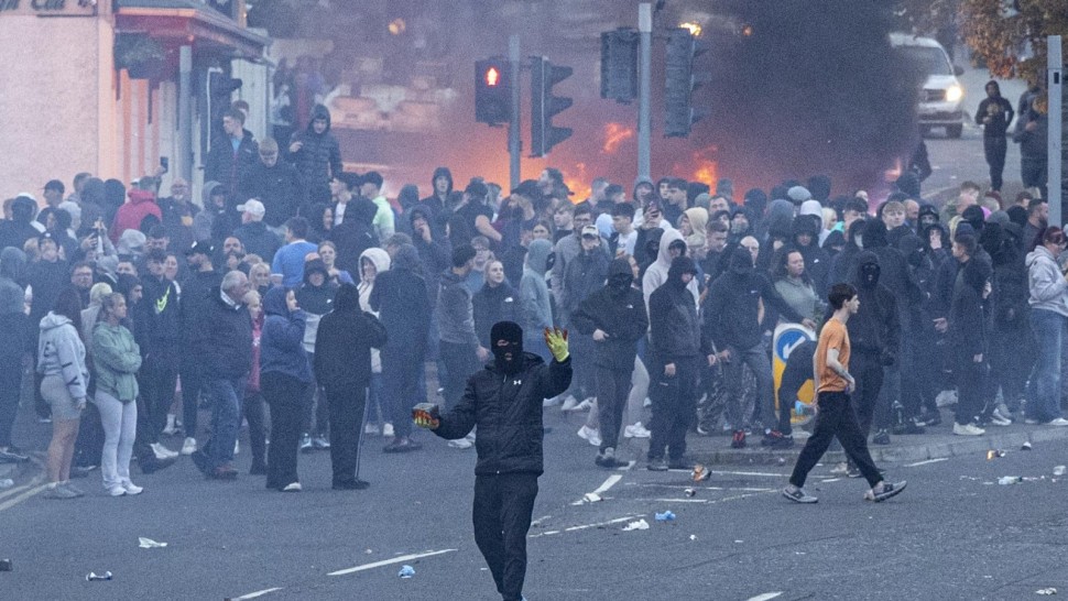 Adolescenții români acuzați de tentativă de viol în Irlanda de Nord au fost achitați de judecători