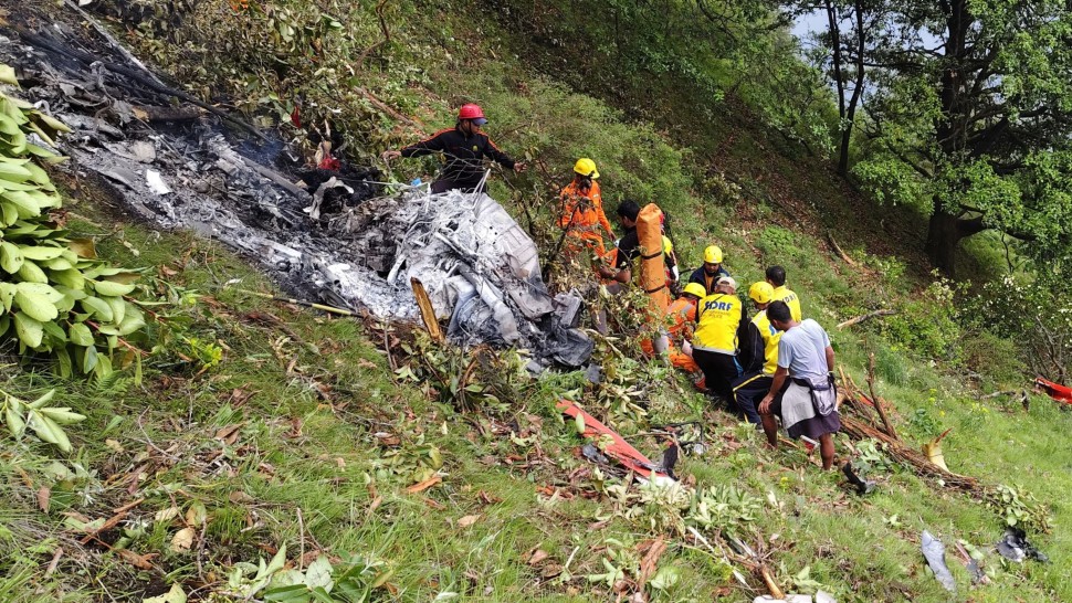 O nouă tragedie aviatică în India. Un elicopter care transporta pelerini hinduși s-a prăbușit omorând șapte persoane