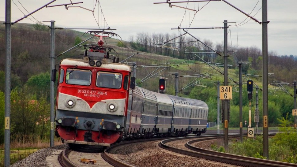 Circulația trenurilor între Constanța și Mangalia suspendată de la 1 octombrie. Pasagerii vor fi preluați cu mijloace auto