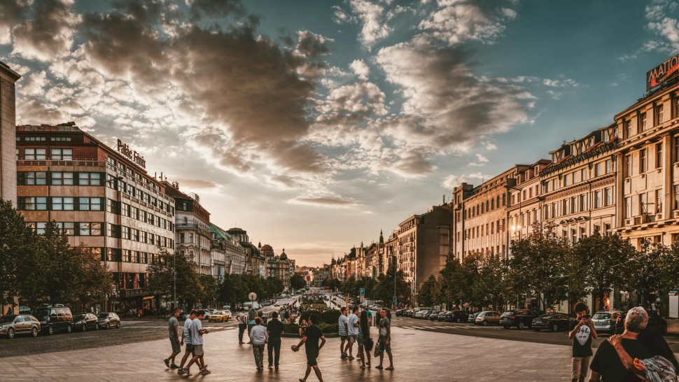 Vacanțe în pericol Hepatita A face ravagii în destinații preferate de români. Peste 2.000 de cazuri și 9 morți