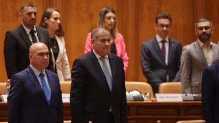 AUR depune moțiunea de cenzură împotriva Guvernului Bolojan. S-a decis ziua dezbaterii în Parlament