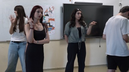 Educația Teatrală din toamnă în școli. Clasele și orele alocate acestei noi discipline