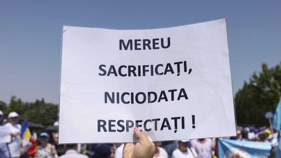 Noi proteste ale bugetarilor. Lucrătorii din Casele de Pensii și angajații MIPE nemulțumiți de tăierea veniturilor