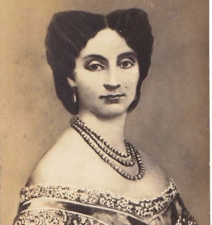 elena cuza