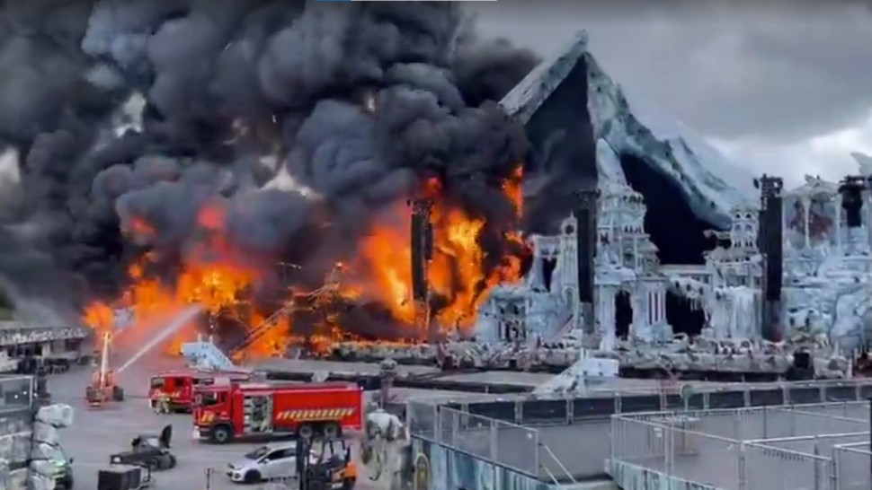 A luat foc scena principală a celui mai mare festival din Europa Tomorrowland 2025 VIDEO