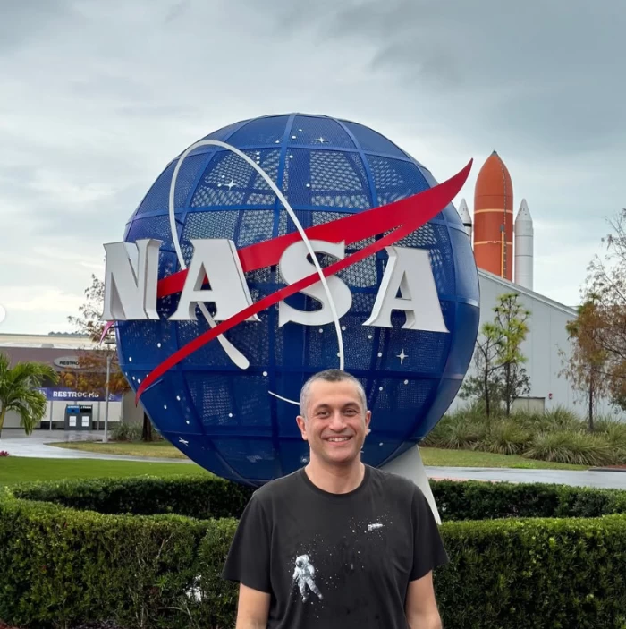 Gökhan Erdem, primul om de afaceri turc care ajunge în spațiu cu o rachetă Blue Origin