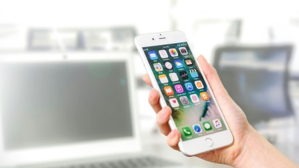 Detox digital Cum să ai grijă de sănătatea ta mintală în era notificărilor continue. Tehnici simple de reducere a stresului cauzat de tehnologie