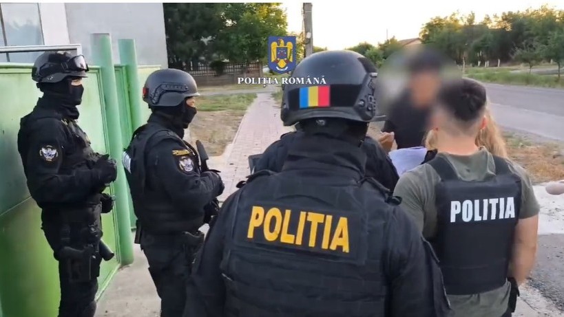 Peste 65 de percheziții în Timiș într-un dosar privind nerespectarea regimului armelor și al munițiilor