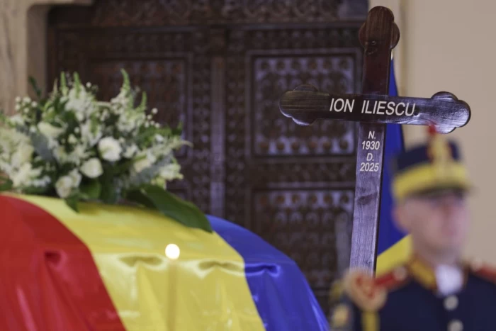 Prima zi a funeraliilor de stat organizate in onoarea fostului presedinte Ion Iliescu, la Palatul Cotroceni, 6 august 2025. sursa foto Inquam Photos / Octav Ganea