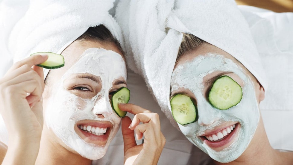 Măști pentru ochi făcute în casă. Naturale din ingrediente cu multe beneficii